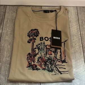 BOSS Men's Tan Graphic T-Shirt